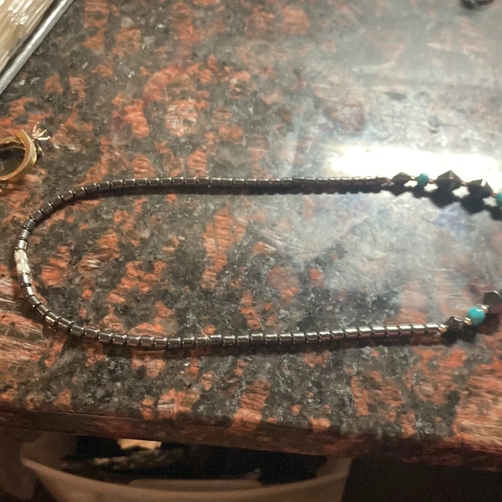 Carved Howlite Turtle Pendant Hematite Beaded 18" Necklace - Picture 9 of 9